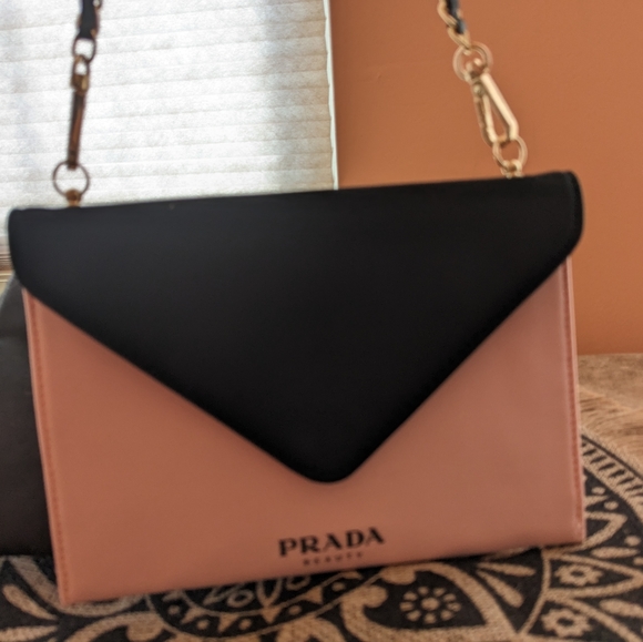 Prada beauty pouch - Picture 9 of 10